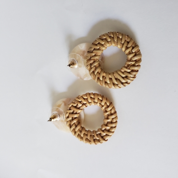Bohemian rattan earrings - Picture 4 of 7